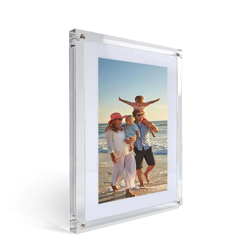 Crystal Clear Digital Frame